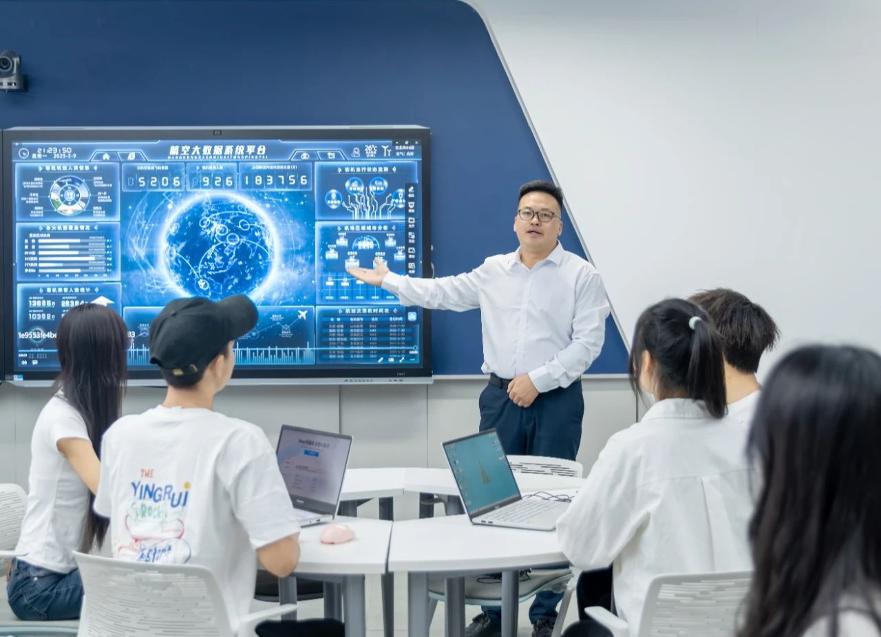 計算機應用技術與網絡技術開發 融合創新驅動未來